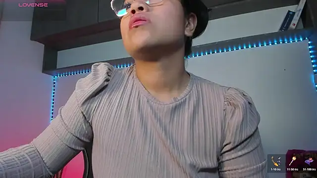 Chat +18 de vickylatina_ ao vivo