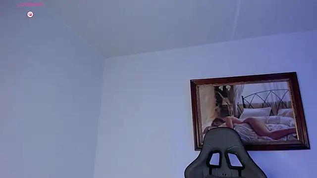 RoyConstance Adlı Modelin Canlı XXX Sohbeti