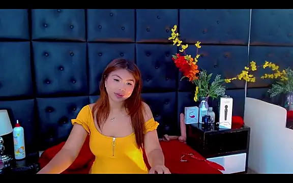 Živý XXX chat Cloelombard