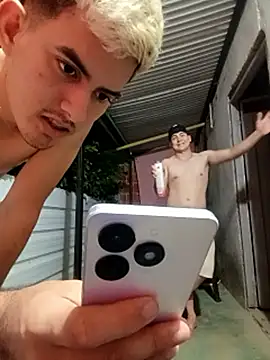 3hornys-straights live XXX chat