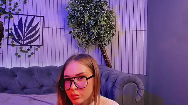 Вебкам-шоу MilaLewi