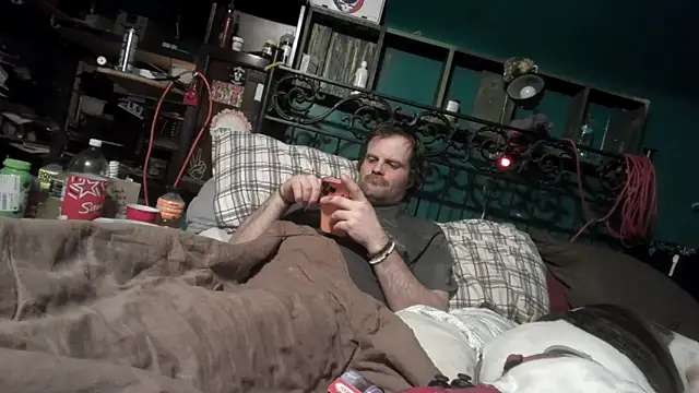 Pokazy przed kamerką – charactrzero