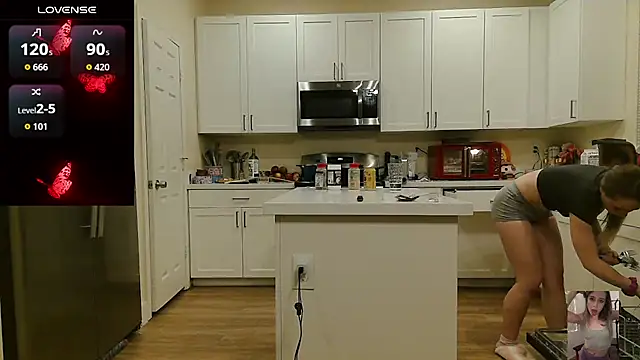 Chat XXX en directo de Blondiewithanass