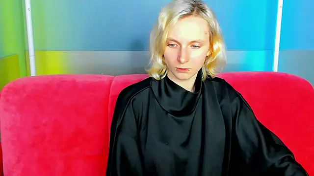 دردشة LikiLips الجنسية المباشرة