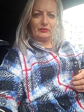 LadyTouch's Live XXX Chat