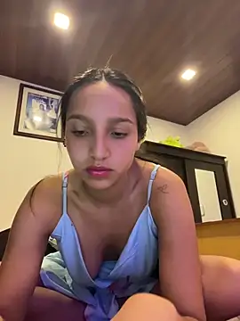 Eve_Ritz: онлайн-секс-чат