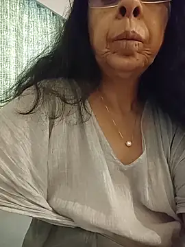 XXX chat uživo modela NakedMILFx