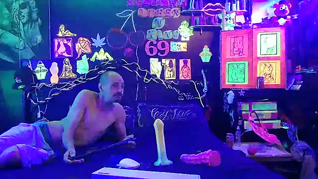 Chatroom XXX en direct de Splash_Queen420