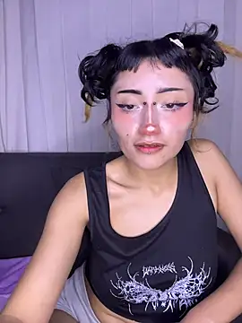 baby_akuma Chat XXX in diretta