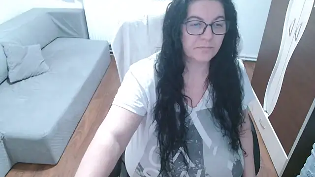 mayabbw50tits élő XXX-chatje