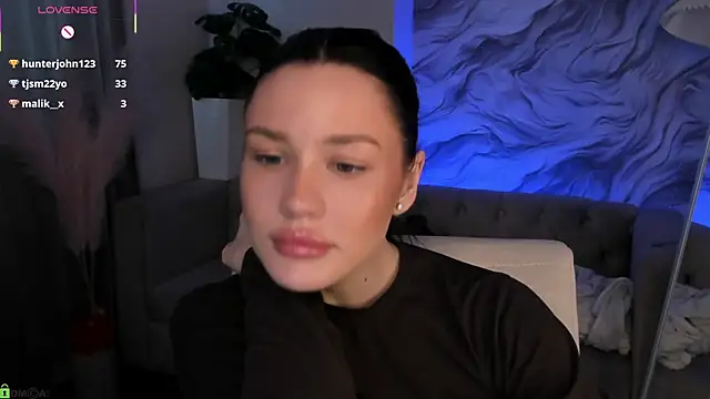 แชท XXX สดของ Aria_Mila