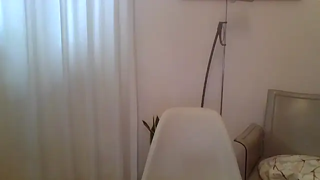 ANONIMO7735 在線直播表演