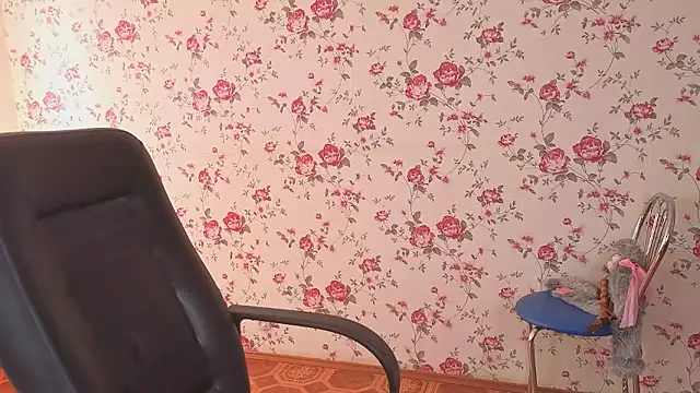 Chat +18 de Maya_Mayflower ao vivo