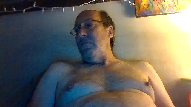 hornyrich69 现场XXX聊天