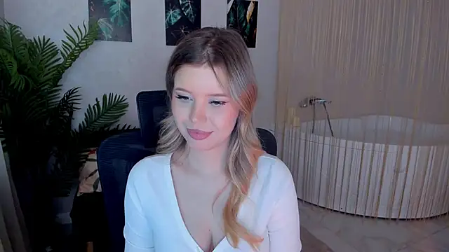 FollowLovee's Live XXX Chat