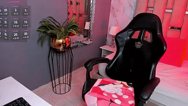 แชท XXX สดของ ZaraWilde