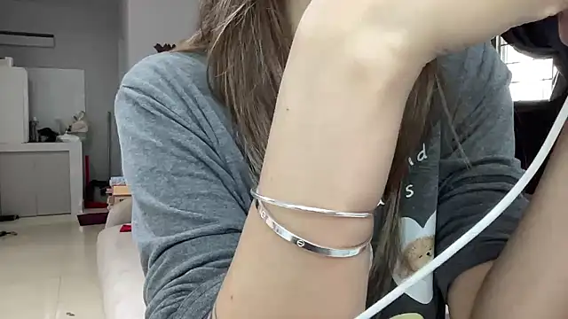 Min_sara69 Show Webcam