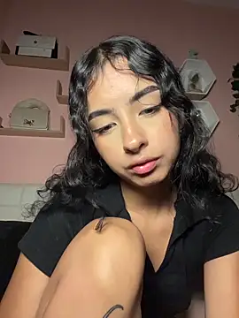 RosseMelodyn Live XXX chat