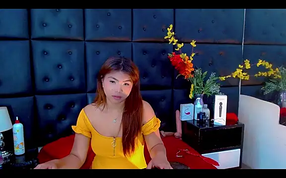 Chat XXX en directo de Cloelombard