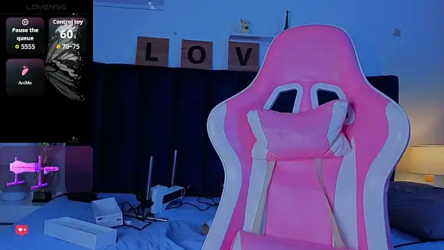 Issac_james_ Chat XXX in diretta