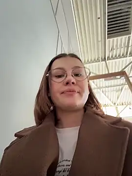 Show modela RinaCat na web-kameri