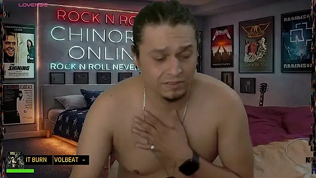 chino_roz Show Webcam