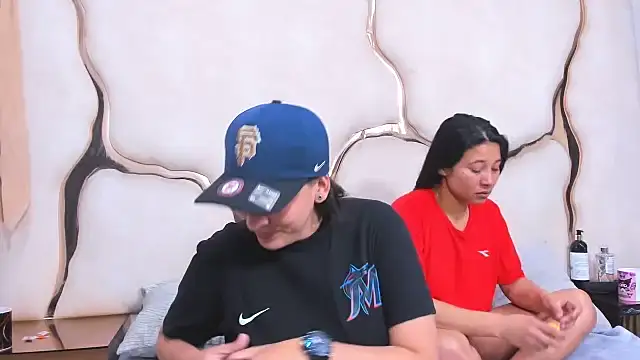 Alyssa_Noah 在線直播表演