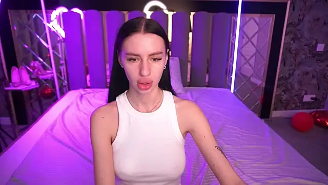 Snow_WhiteeeX's Live XXX Chat