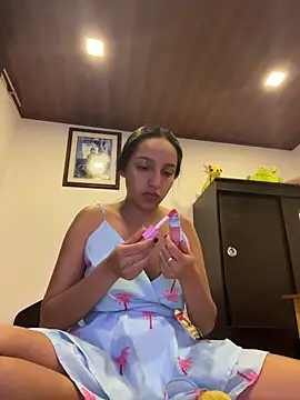 Eve_Ritz Chat XXX in diretta