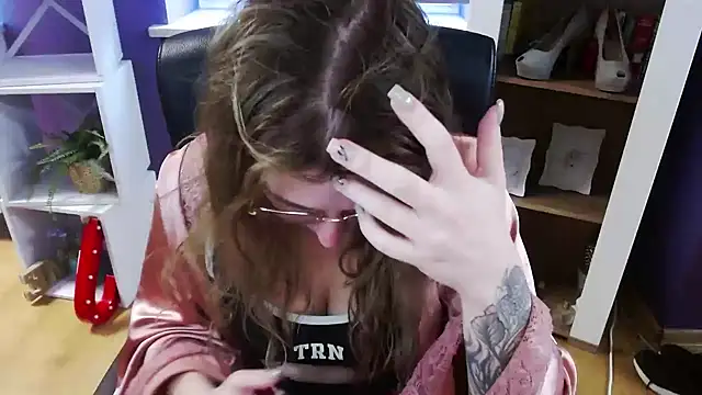 Chat +18 de Zoey_Erotic ao vivo