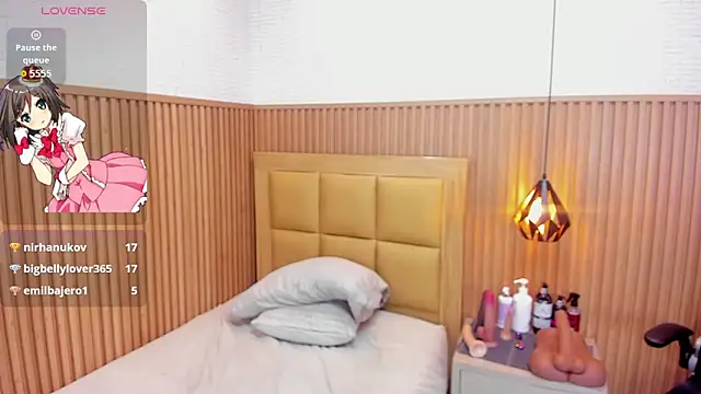 Živý XXX chat LOLAMAXI