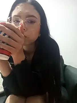 Czat XXX na żywo – Natalye_23