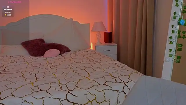 Chat +18 de Adetta ao vivo