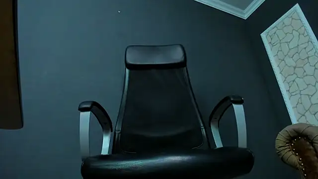 BrianHunts Adlı Modelin Canlı XXX Sohbeti