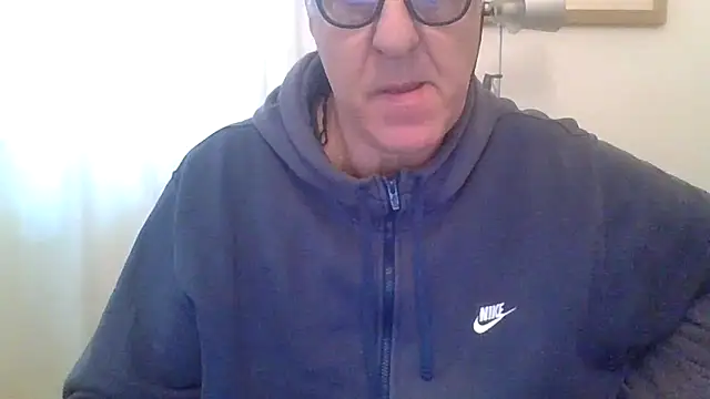 ANONIMO7735 Live XXX Chat