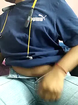 Chat XXX en directo de Ananya_34