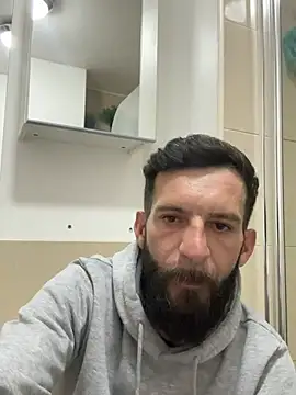 Michel_huge Adlı Modelin Canlı XXX Sohbeti