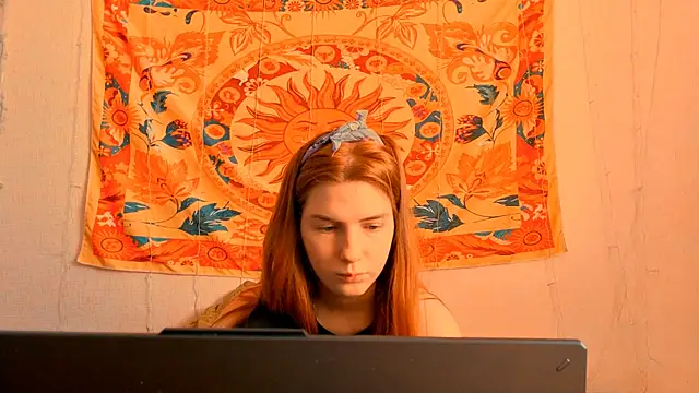 AliceCUNTach: απευθείας συνομιλία ΧΧΧ