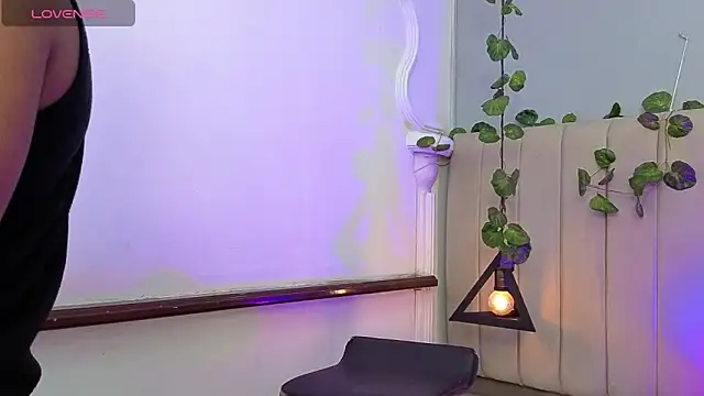 Morgan_Bladee: онлайн-секс-чат