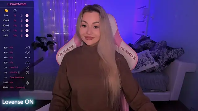 AdeleRoberts Adlı Modelin Canlı XXX Sohbeti