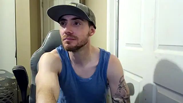 Huntzg23 Show Webcam