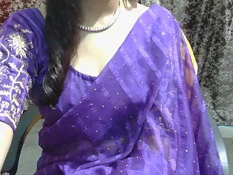 Adorable_Ayesha Adlı Modelin Canlı XXX Sohbeti