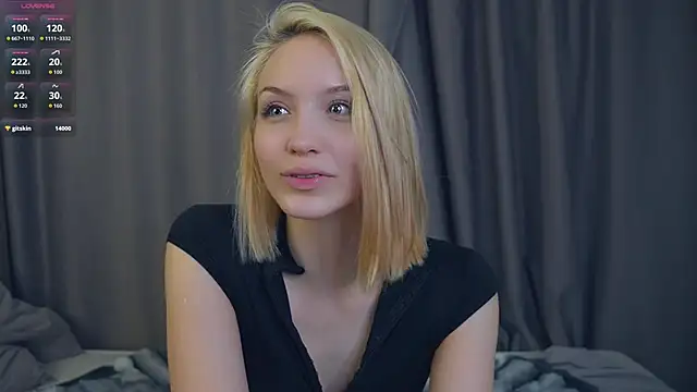 VetaManhardt's Webcam Show