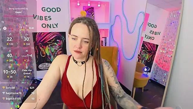 LisaFoxy_y 即時 XXX 聊天