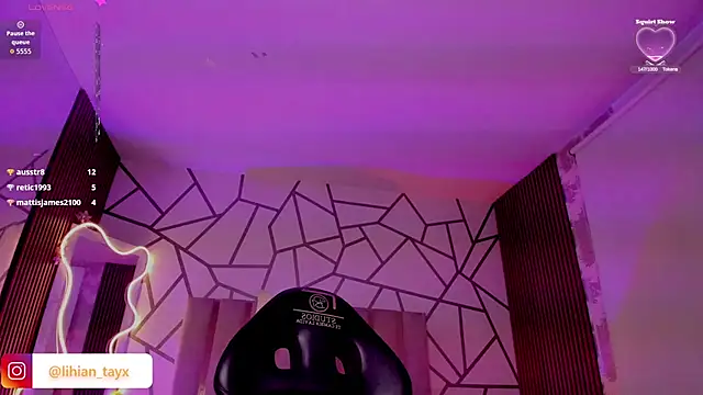 LIHIAN_TAY Adlı Modelin Canlı XXX Sohbeti