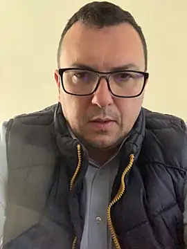 Mike8523 Chat XXX in diretta