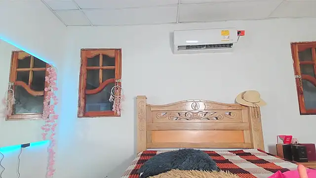 bratz_glloe live XXX chat