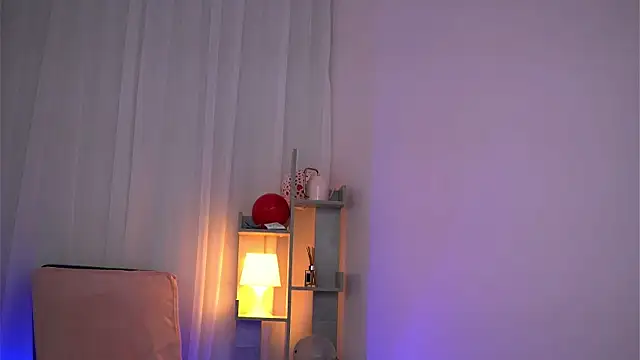 Miky_LustのライブXXXチャット