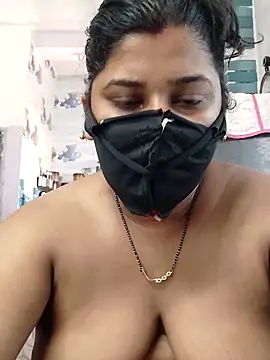 Czat XXX na żywo – pinkisaha75