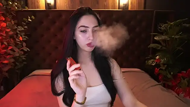 دردشة WildKittenX_ الجنسية المباشرة